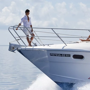 Yacht Travel: Bandar Al Khairan Islands and Barbecue